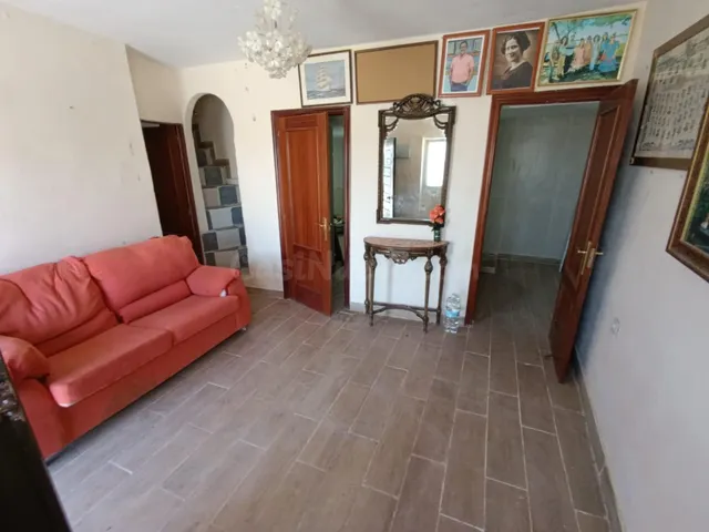 Casa 3 habitaciones 151m² en venta - Casco antiguo - foto 2
