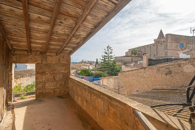 Casa señorial de 300 m2 para reforma integral en el centro de Porreres — 23