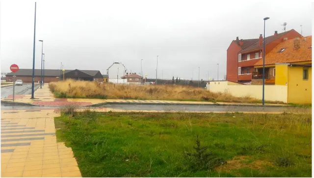 Suelo urbano residencial en VILLAREAL, PARCELA R2, DE PUENTE CASTRO SECTOR SUR — 2