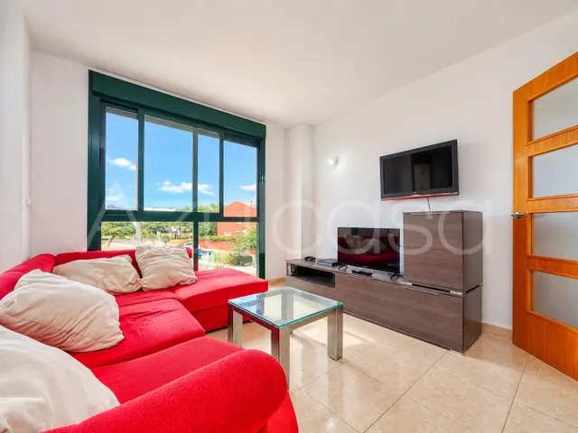 Piso en venta de 3 dormitorios y 2 baños con garaje y trastero en Monforte del Cid — 11