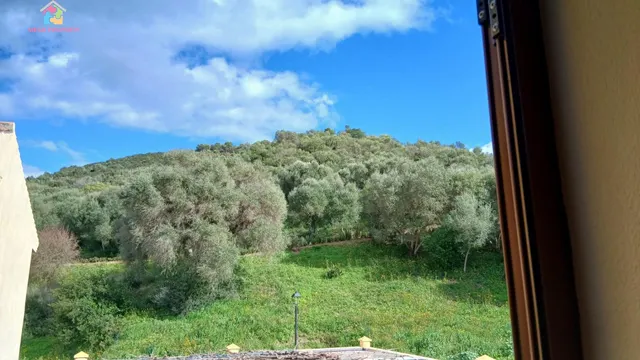 Se alquila casa en Barriada Secadero de Casares - foto 4
