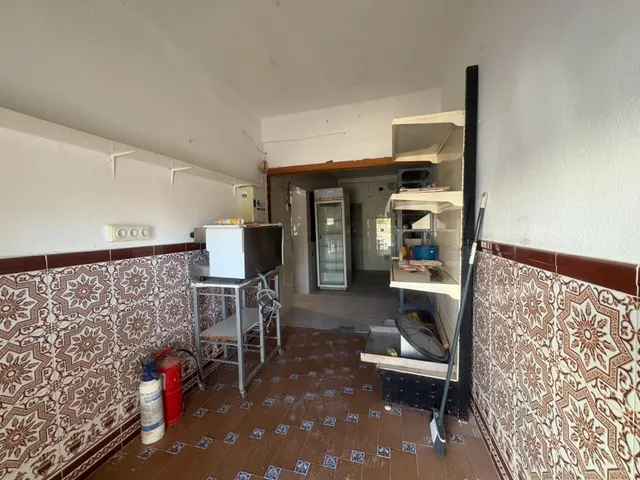 LOCAL COMERCIAL EN ALCORNOCALEJOS — 10