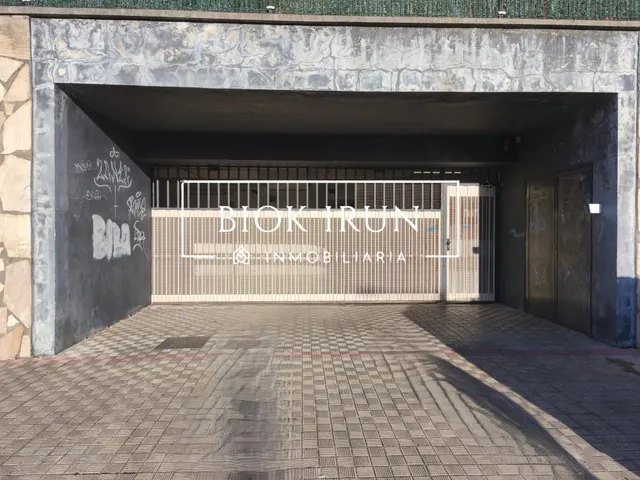 Garaje cerrado de 16 m2 en venta en alto arretxe, Irun — 7