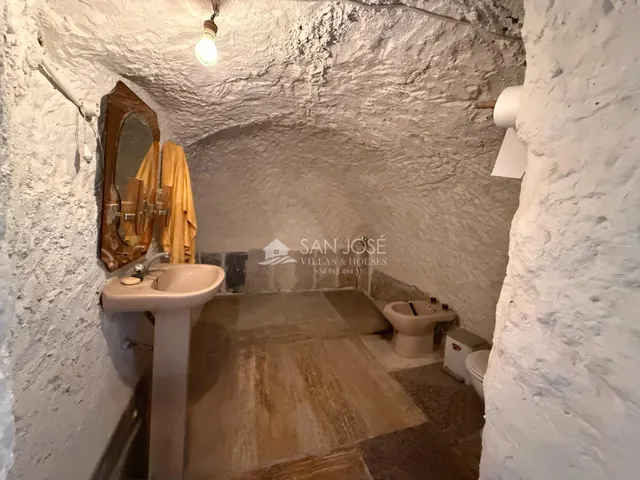 Se vende cueva para reformar en la zona de carrefour de Petrer — 6
