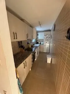 Amplia Propiedad de 3 habitaciones con Vistas a la Montaña — 15