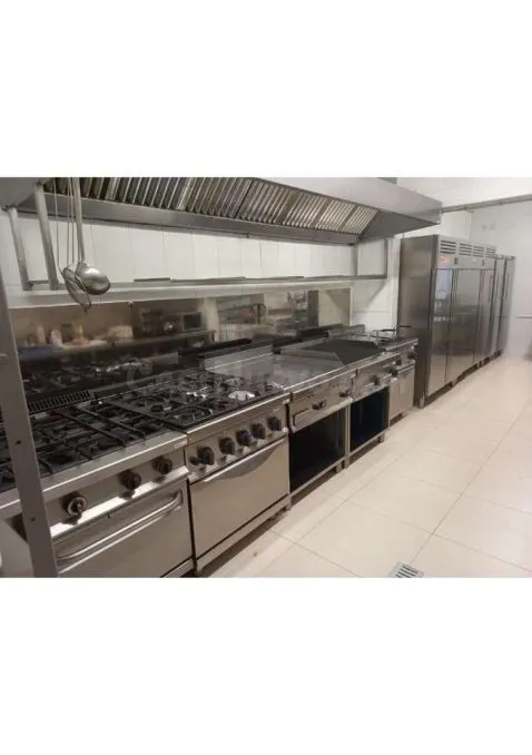 Restaurante en pleno rendimiento con magnífico dúplex en el  - foto 5