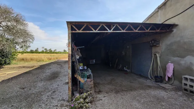 SE VENDE CASA DE CAMPO CON 42.000 M2 DE PARCELA. — 14