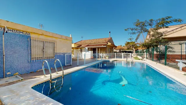 Fantástica PLANTA BAJA independiente con piscina privada en  - foto 3