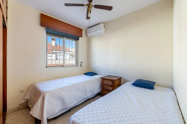 Piso con gran terraza de 29 m2 en segunda línea de playa – Fuengirola — 24