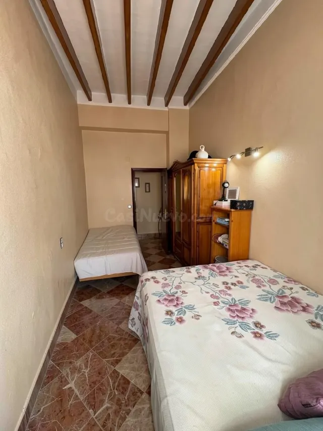 Oportunidad Única: Local Comercial con Vivienda en Planta Primera! — 30