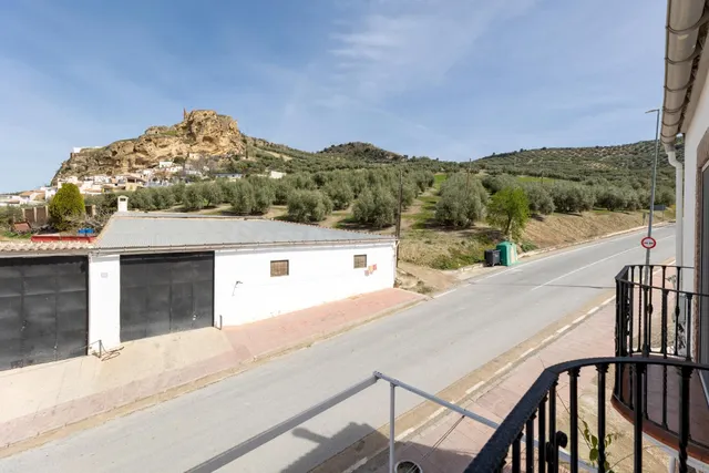 Venta de piso muy cerca de Loja de 154 m2, en Zagra (Granada) — 2