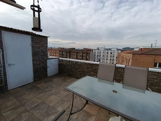 Exclusivo ático con terraza y vistas panorámicas en Gijón - foto 5