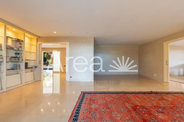 Espectacular villa con vistas al mar en Rocaferrera — 20