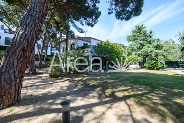 Elegante casa señorial cerca del pueblo y del golf — 45