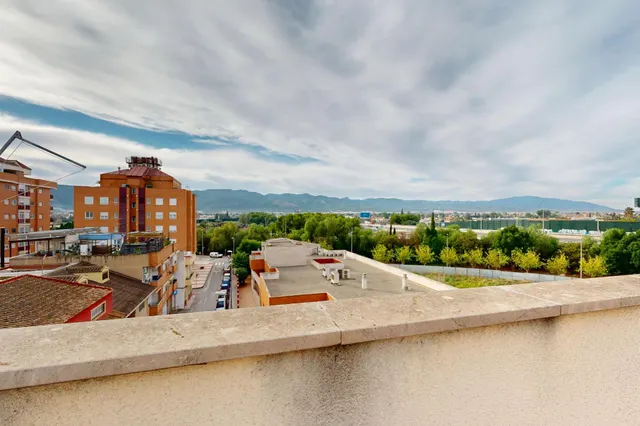 Un ático para estrenar. Una terraza para disfrutar. Una vida por comenzar. — 13