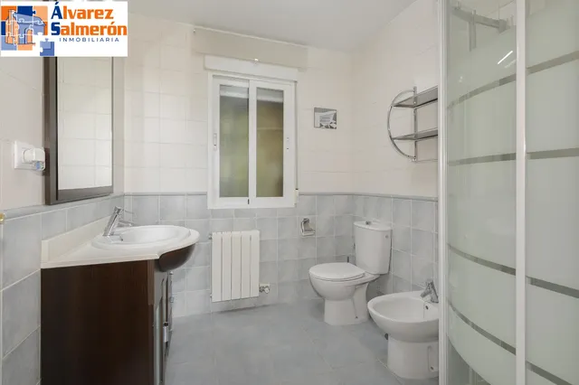 Ático en venta en La Zubia — 19