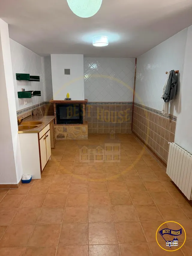 Chalet en venta en arcas del villar — 39
