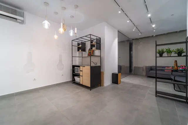 Local comercial 64m² en venta - Marbella — 13