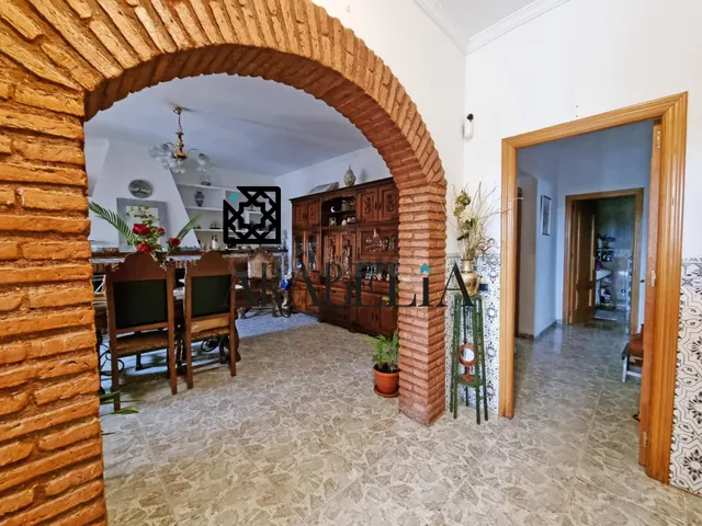 MAGNÍFICO CHALET NO HIPOTECABLE EN LA COLINA - foto 4
