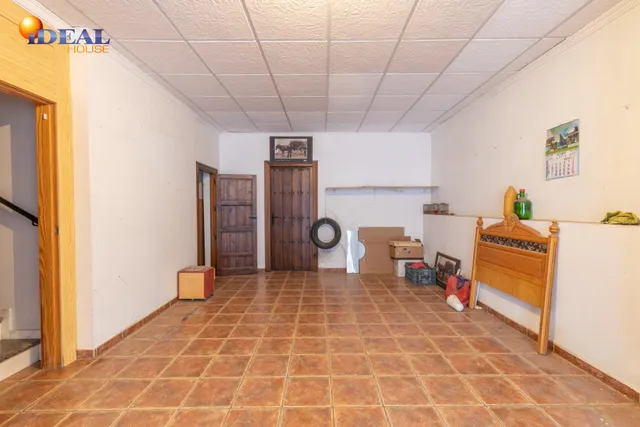 Casa adosada con terraza, vistas a Granada y Sierra Nevada, garaje y sótano — 42
