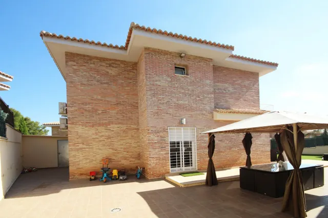 Chalet en venta en calicanto – Chiva | 3 dormitorios | 3 baños | 160 m2 | parcela 400 m2 — 29