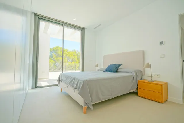 Villa 4 habitaciones 560m² en venta - montemar — 28
