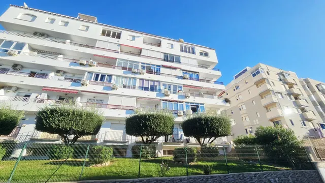Estudio   con vistas al mar panoramicas  y piscina comunitaria — 21
