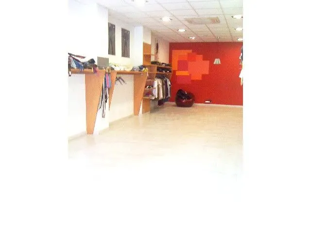 Local comercial 110m² en venta - Oliva nova