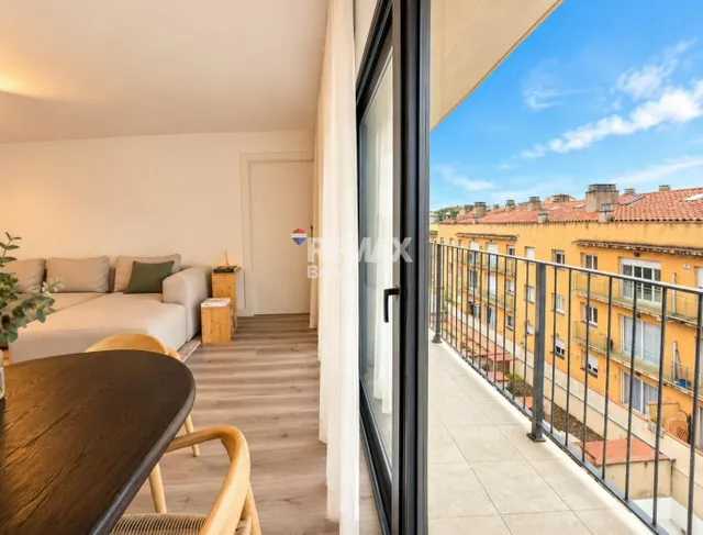 GIA46AC - Girona centro | Piso moderno en el centro de Girona con balcón, parking y trastero — 16