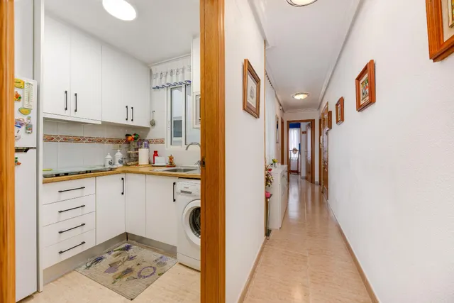 Encantador Apartamento de 2 dormitorios y 1 baño con piscina comunitaria — 10