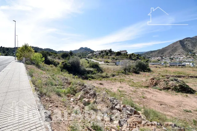 EXCELENTE TERRENO URBANO EN LA VALL D'UIXO — 36