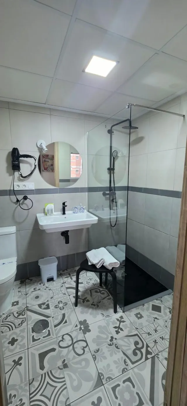 Hotel de 2 estrellas reformado en La Marina de Elche, zona Guardamar — 8