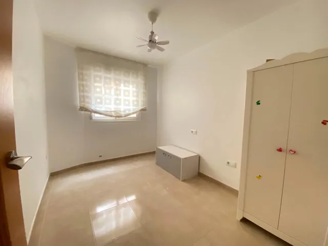PISO 4 DORMITORIOS ZONA CENTRO CON GARAJE Y POSIBILIDAD DE UNA SEGUNDA PLAZA DE GARAJE — 12