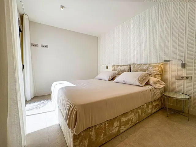 Moderna villa de lujo con 4 dormitorios y piscina privada con vistas a la montaña en Ciudad Quesada(Alicante) — 10