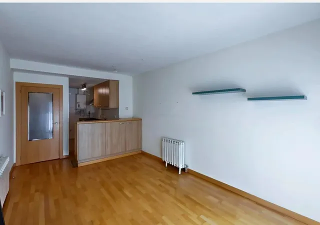 ATICO DÚPLEX CON TERRAZA EN EL CENTRO JUNTO LA PLAZA DEL GAS CON PARKING Y TRASTERO INCLUIDOS! — 7