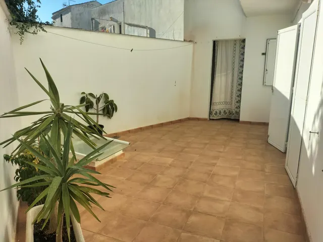 Piso en primera planta con patio de 31 m2 — 13