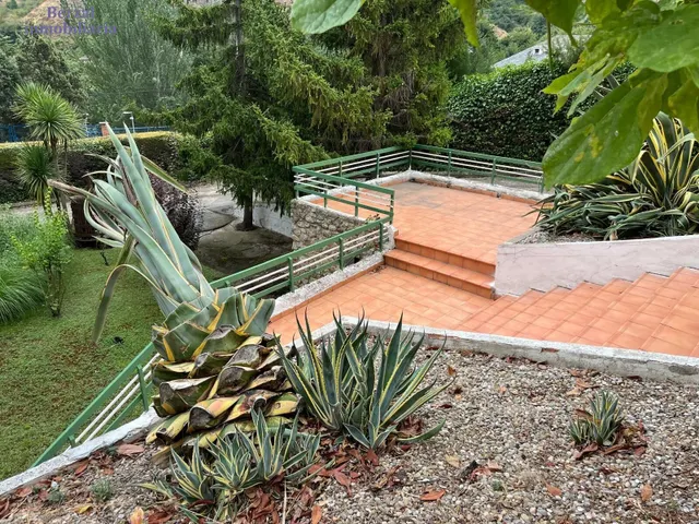 Casa en parcela de casi cuatro mil metros, con piscina, jardin, maravillosas vistas. — 21