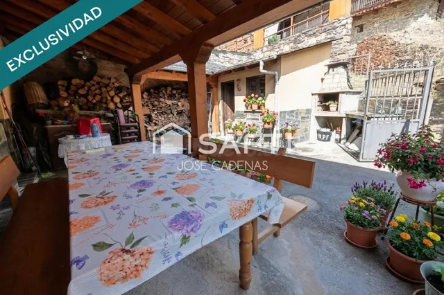 ¡Oportunidad única! Espectacular casa rural tradicional  con huerto de regadío y vistas a la montaña. — 22