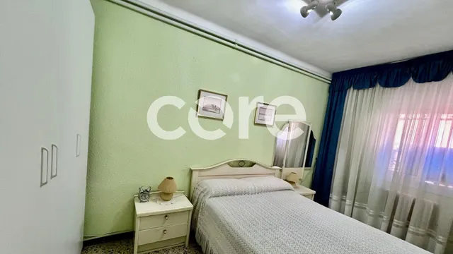 Amplio piso con Patio — 23