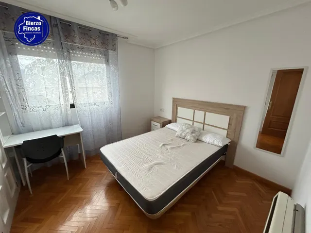 SE ALQUILAN habitaciones EN LA ZONA ALTA DE PONFERRADA — 7