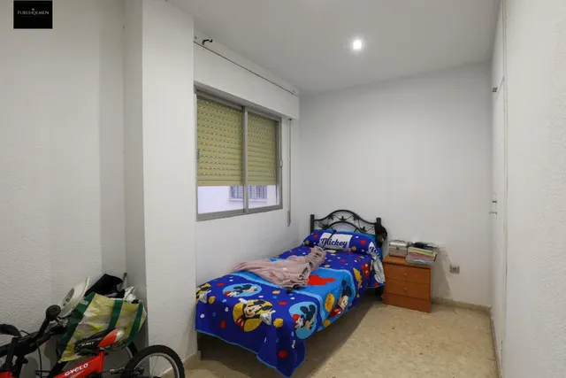 Amplio Piso de cuatro habitaciones en el corazón de Durcal — 15