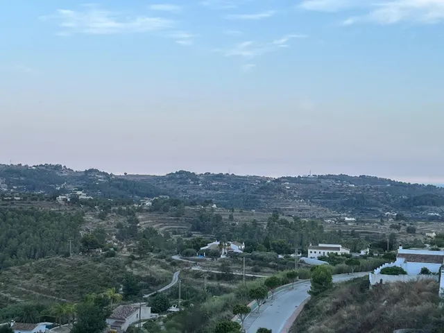 Oportunidad única en Benissa: 3 parcelas con espectaculares vistas al mar y a la montaña — 3