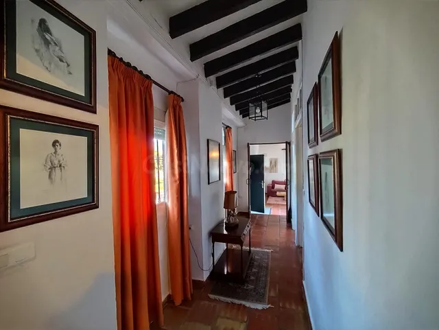SE ALQUILA CASA EN RECINTO PRIVADO CON PISINA COMPARTIDA — 10