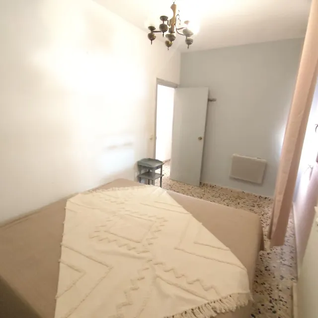 AMPLIO PISO DE 3 DORMITORIOS — 15