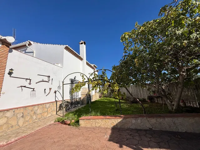 Chalet 5 habitaciones 250m² en venta - Polígono - Alrededores - Pedanías — 10