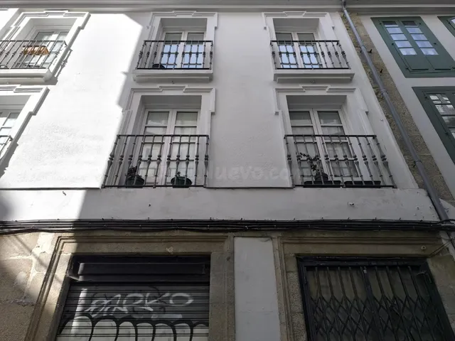 LOCAL COMERCIAL EN CASCO HISTÓRICO - foto 3