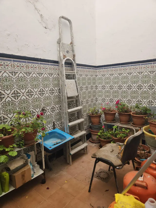 CASA SOLA EN UN LUGAR EMBLEMÁTICO — 30