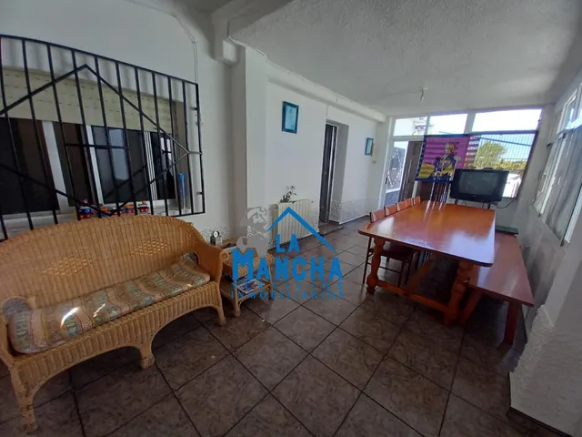 *250.000€*. inmobiliaria la mancha vende parcela urbana en urbanización riachuelos (Albacete). — 11