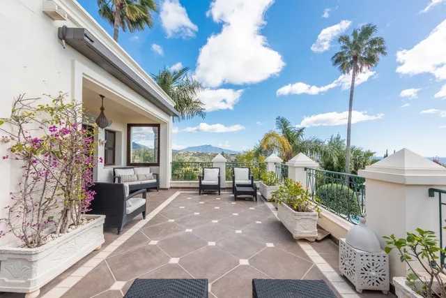 Chalet 6 habitaciones 341m² en venta - Costa Del Sol — 10