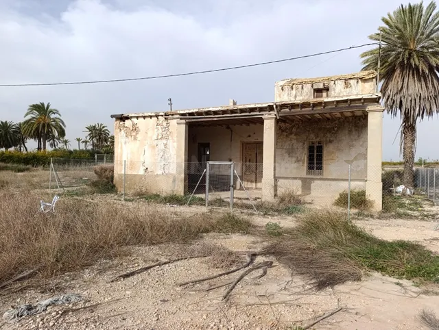 Casa de Campo para hacer varias parcelas